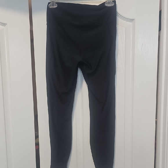 Under Armour Black Athletic Leggings - Picture 4 of 6